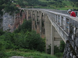 Мост на реке Тара